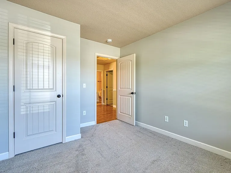 707 Bankston Dr — Photo 9