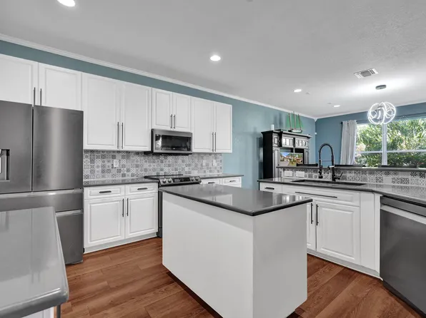 6591 Traveler Road, West Palm Beach, FL 33411