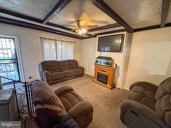 3rd image of 6052 N 21st St