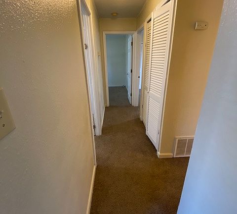 5th image of 1061 Saint Margaret Dr