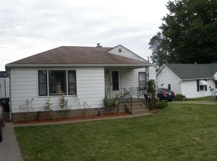 505 8th Ave, Silvis, IL 61282