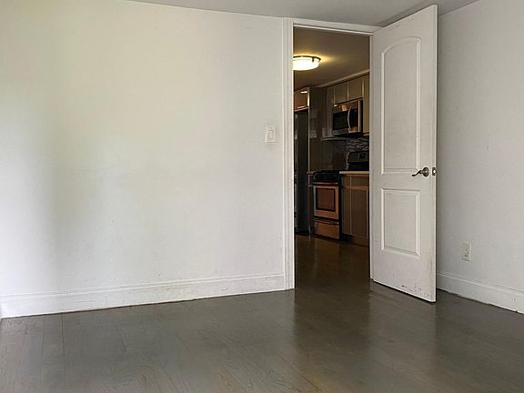 2nd image of 2295 Pacific St #1A
