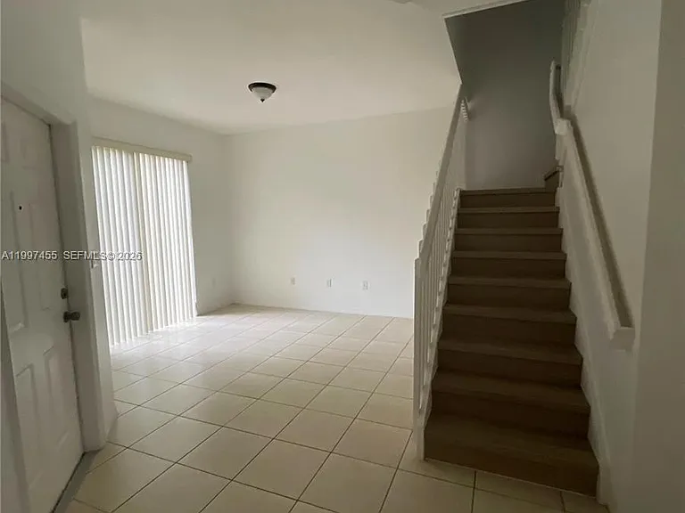 962 SW 143rd Ave #2207 — Photo 8