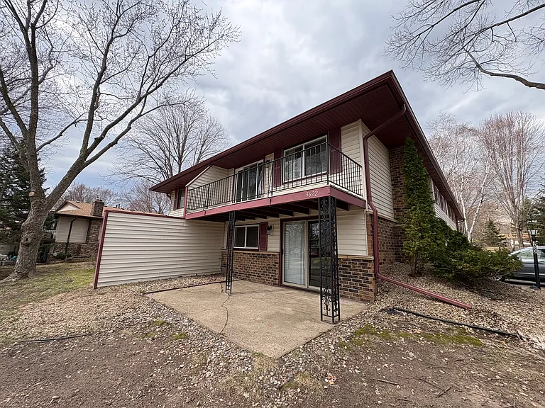 3622 Garden Blvd N — Photo 4