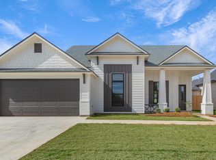 104 Spring Meadow Dr, Broussard, LA 70518