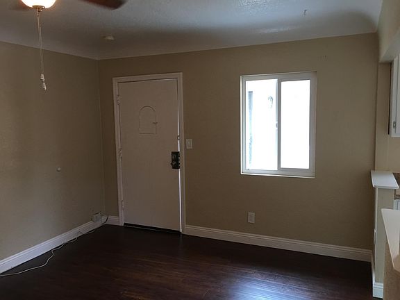 5th image of 9563 1/2 Mayne St