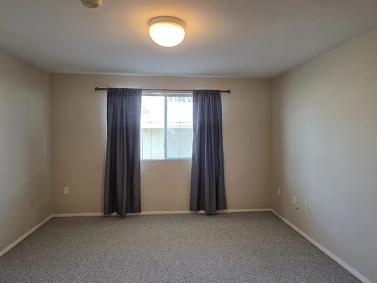 4501 Cedros Ave #237 — Photo 17