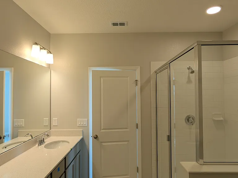 12184 Plumpton Dr — Photo 17