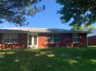 126 Stacy Dr, Fairview Heights, IL 62208