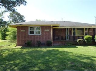 627 Battery Ave, Suffolk, VA 23434