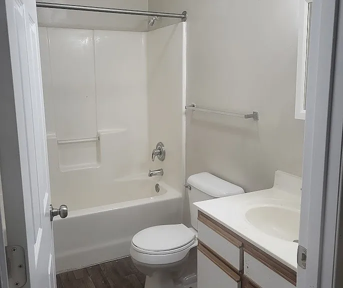 314 Randolph St — Photo 16