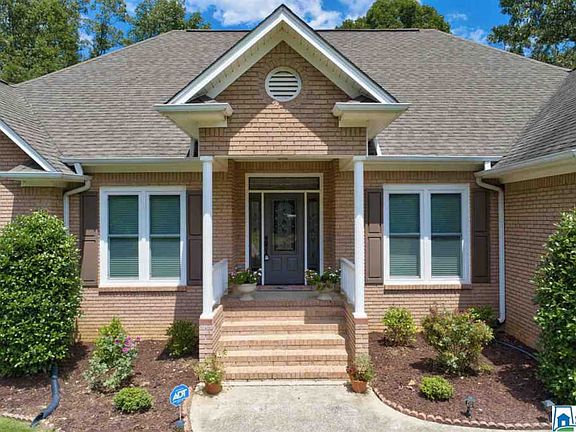 3rd image of 5821 Country Meadow Dr