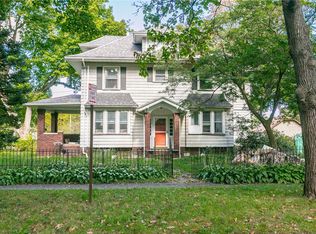 964 N Winton Rd, Rochester, NY 14609