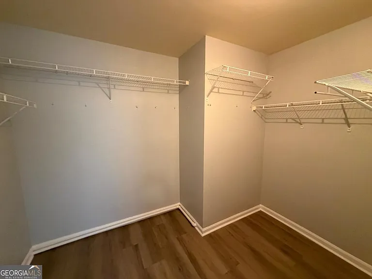 7279 Laurel Creek Dr — Photo 20