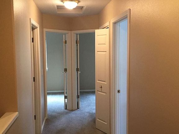 4th image of 12525 SW Creekshire Pl