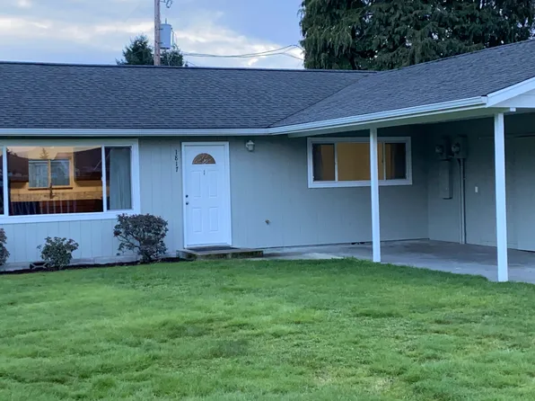 1817 Taylor St #1, Centralia, WA 98531