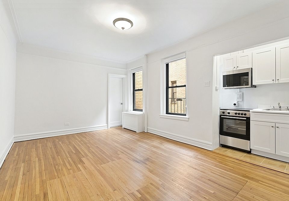 1st image of 225 W 23rd St APT 6F
