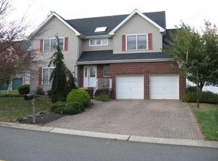 41 Baker Cir, Hillsborough, NJ 08844