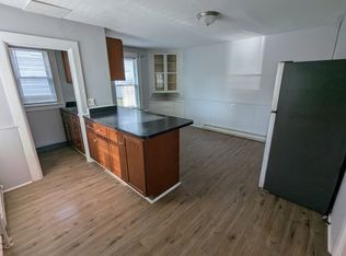 10 Suffield St #14, Windsor Locks, CT 06096