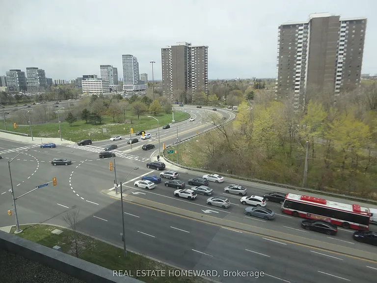 2015 Sheppard Ave E #709 — Photo 3