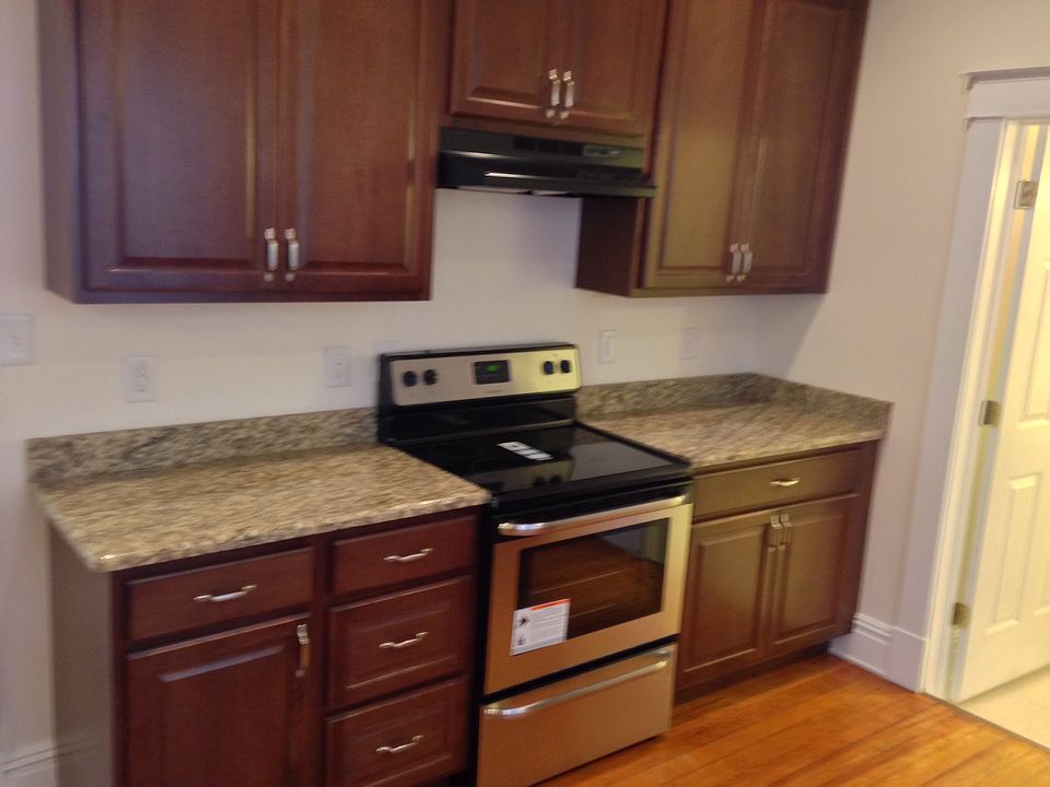 1st image of 3083 Stockton St