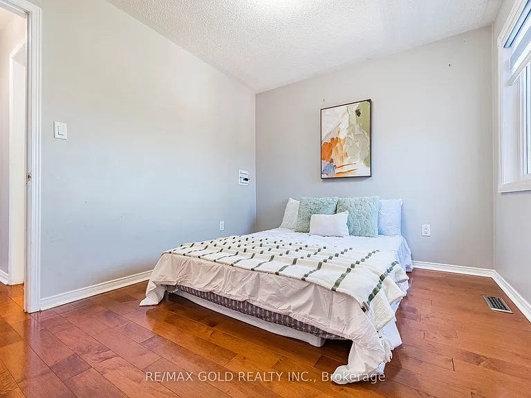 7 Roadmaster Ln — Photo 25