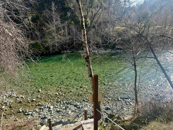 1206 Buckhorn Rd, Happy Camp, CA 96039