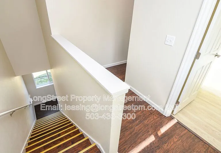 1960 NW Taylor Ave #101 — Photo 9