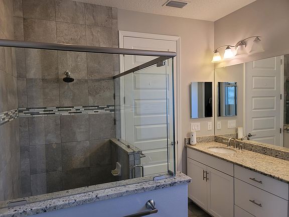 4th image of 7533 Loren Cove Dr
