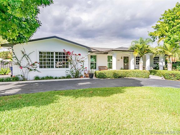 3rd image of 8401 SW 178th St
