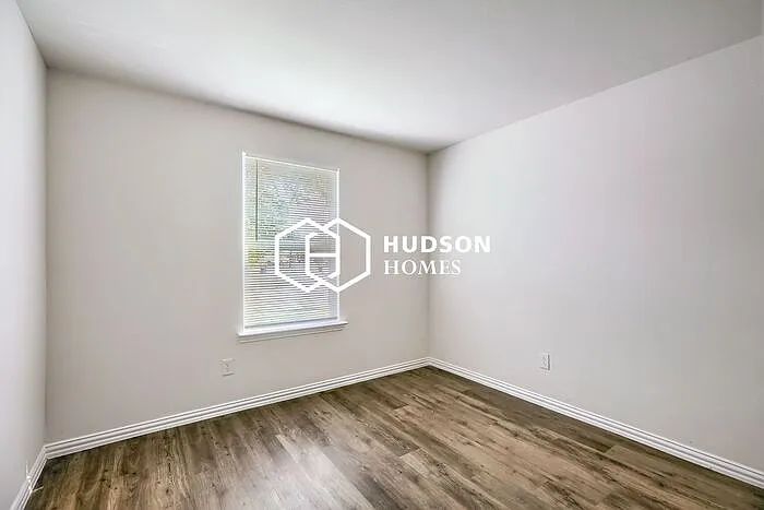 4508 Wiman Dr — Photo 7