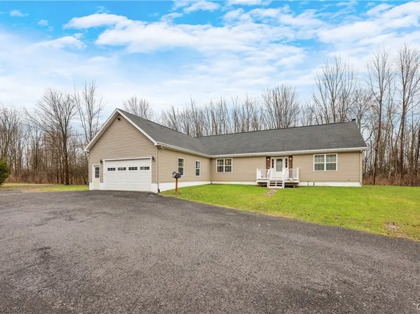 8759 Fergerson Rd, Cicero, NY 13039