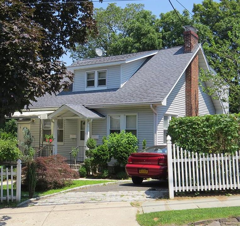 1st image of 31 Thomas Pl