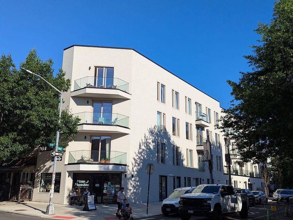 1st image of 70 Eckford St Unit 2A
