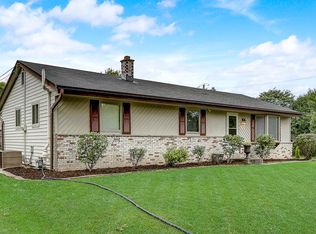 6375 N 119th St, Milwaukee, WI 53225