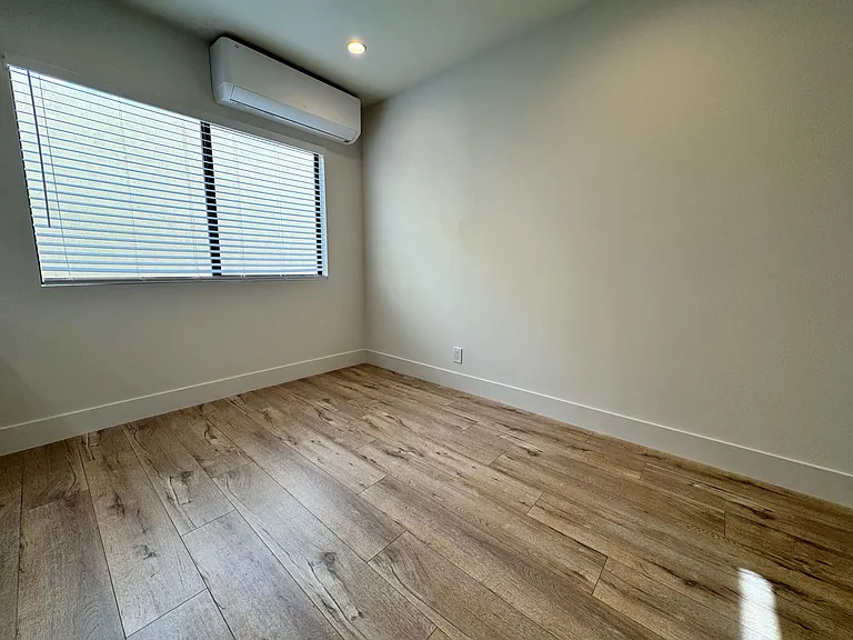 20720 Anza Ave — Photo 7