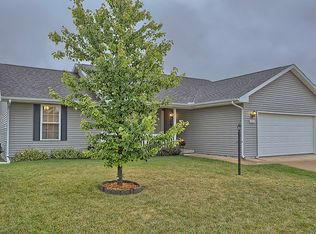 2608 Milford Dr, Urbana, IL 61802