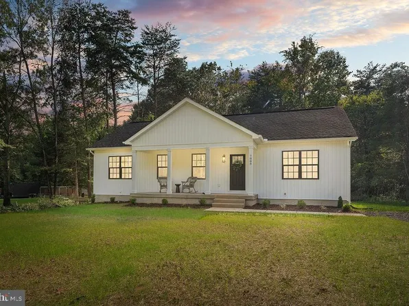 7888 Pine Stake Rd, Rhoadesville, VA 22542