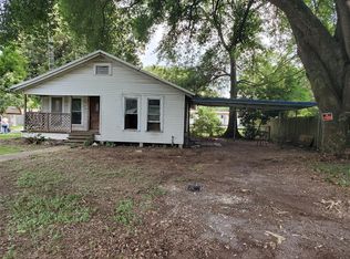 2201 Maple St, Liberty, TX 77575