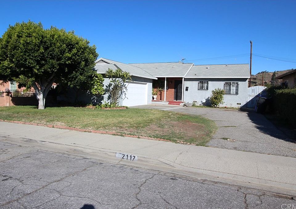 1st image of 2117 Kellogg Park Dr