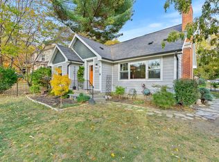 233 SW 42nd St, Des Moines, IA 50312