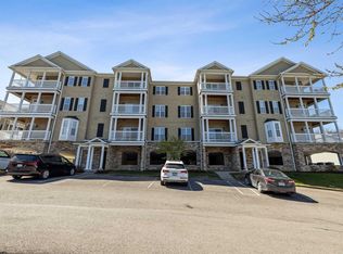 1226 Suncrest Vlg, Morgantown, WV 26505