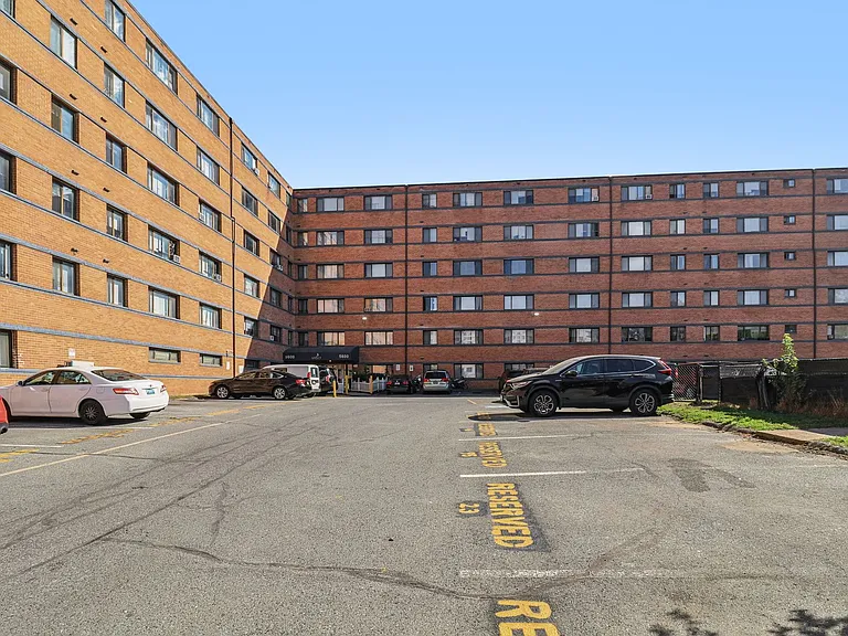 The Swift and The Current Apartments — Photo 35