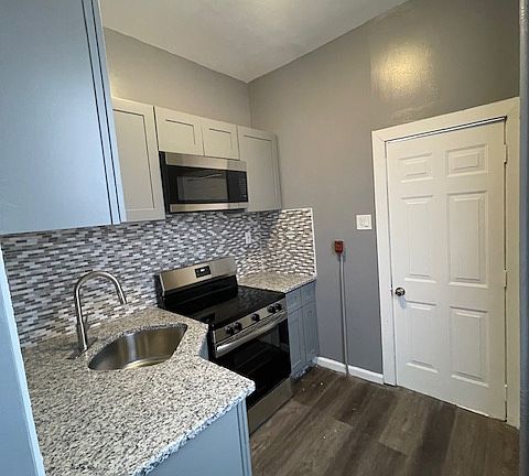 2nd image of 520 W Butler St Floor 1