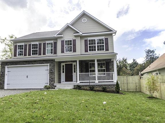 2nd image of 1176 Latrobe Dr