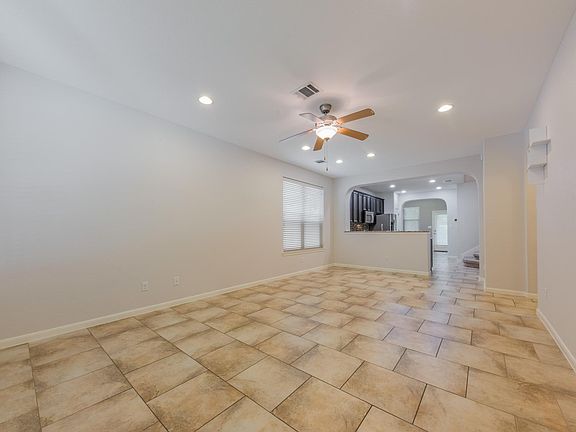 3rd image of 1129 Salem Park Ct