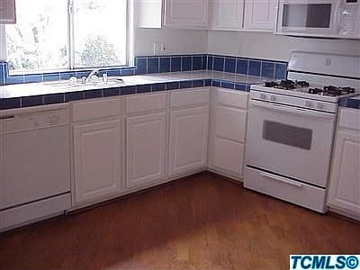 2nd image of 1450 N Fulgham St