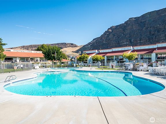 4th image of 8903 Crescent Bar Road #6