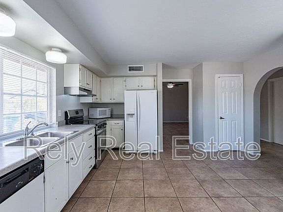5th image of 4315 W Morrow Dr