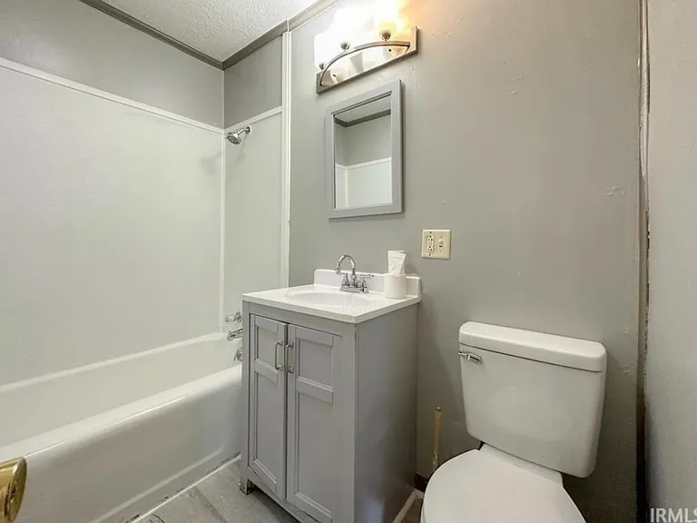 1408 W Taylor St — Photo 5